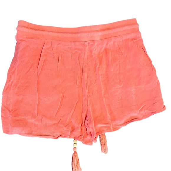 C EST 1946 peachy boho shorts - Picture 2 of 2